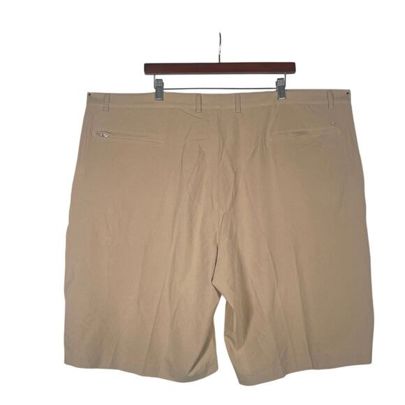 Peter Millar Shackleford Short Beige 48R Big & Tall Golf Performance Stretch NWT - Picture 3 of 6